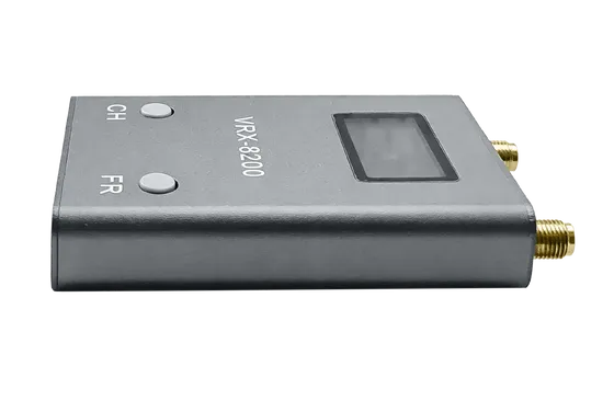 VRX-8200 — Housing, display and dual antenna connections